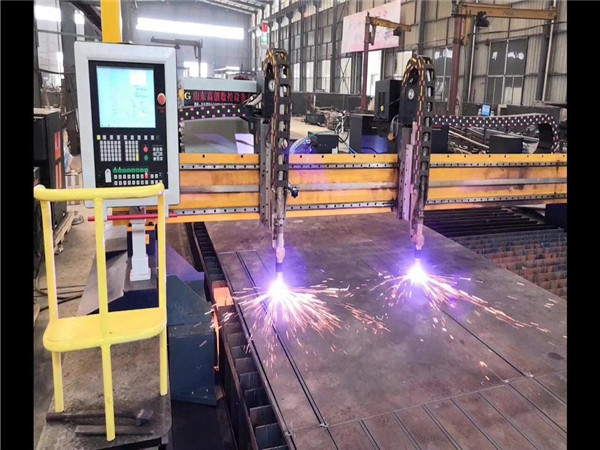 Máquina automática de corte de plasma CNC para máquina de corte de metal Jiaxin para acero inoxidable / cobre / aluminio