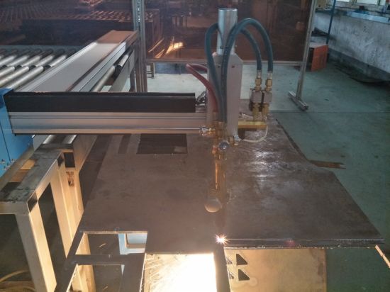 Máquina de corte por plasma CNC de código g de bajo costo para metal suave