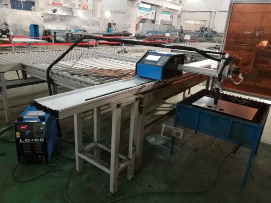 placa de hierro, acero al carbono, corte de aluminio 1325 43,63,100,200A THC máquina de corte por plasma cnc en China para la venta