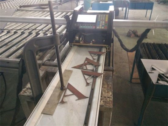 Fabricante de China CNC cortador de plasma y uso de la máquina de corte por llama para cortar aluminio, acero inoxidable / hierro / metal